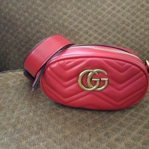 Gucci red leather vintage fanny pack